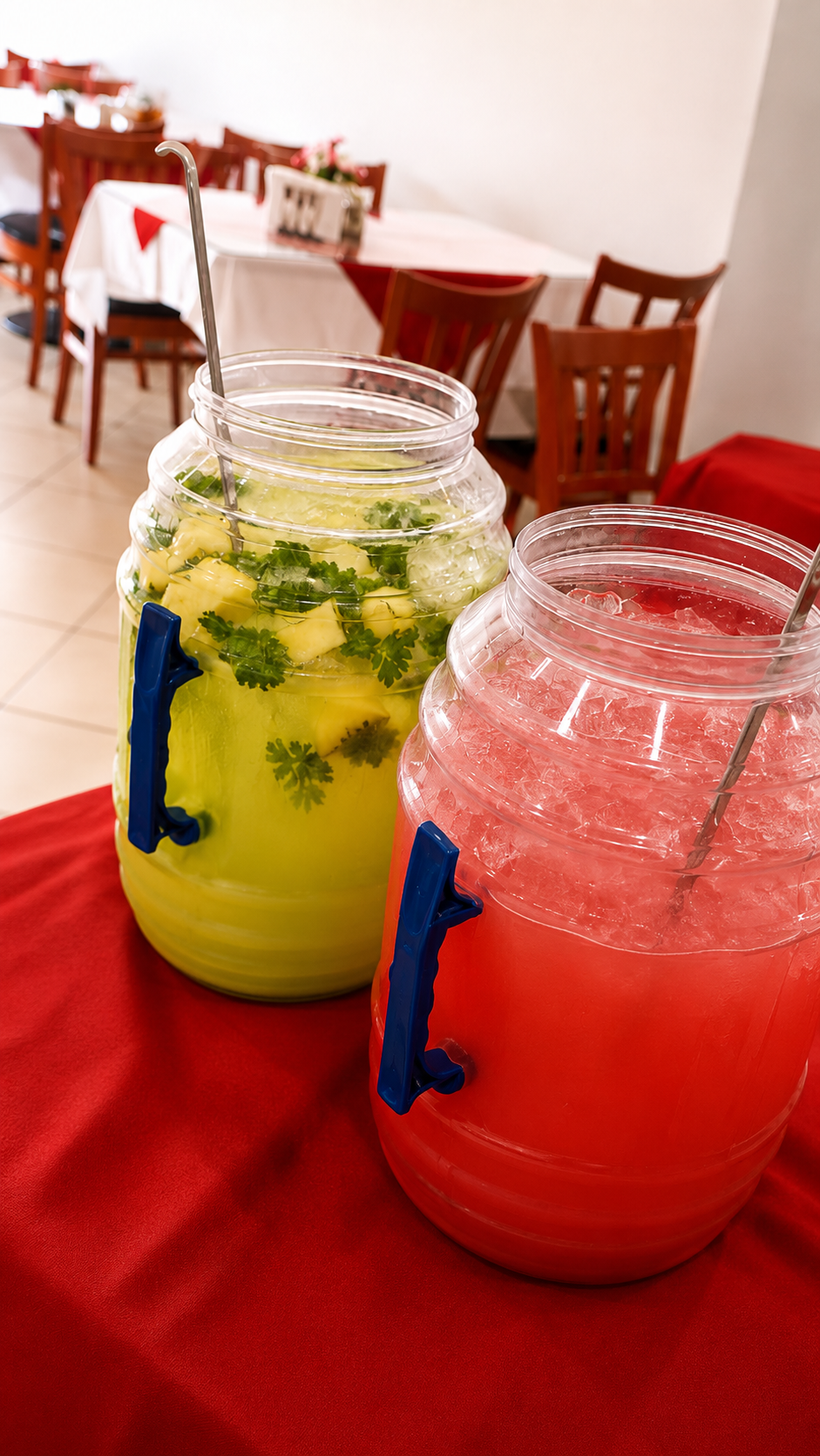 Agua de Sandía y de Piña con Perejil